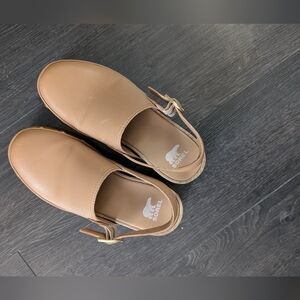 Sorel Clogs (Size 8 US, 39 UK)